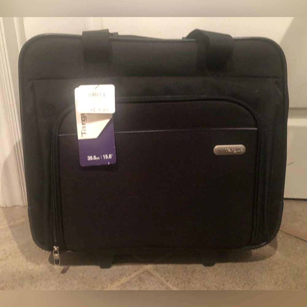 Targus Black rolling laptop Briefcase 15.6" Laptops